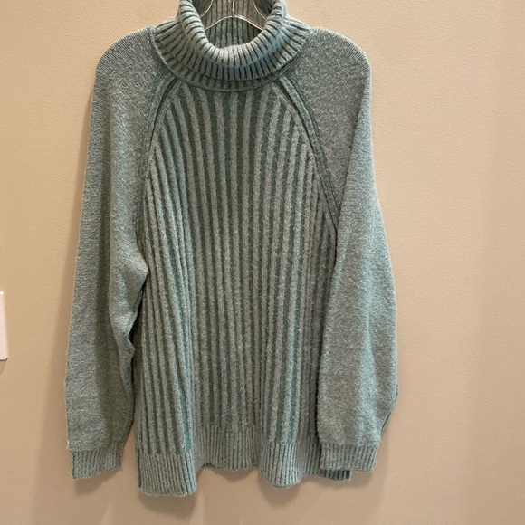 Free People Sweaters - Free People Fuzzy Ribbed Turtleneck Neck Oversized Sweater Mint Green Size SP